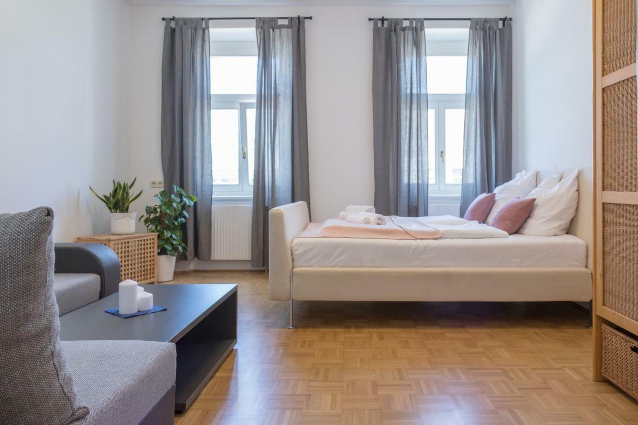 Kingsize Central Station Residence Viena Exterior foto